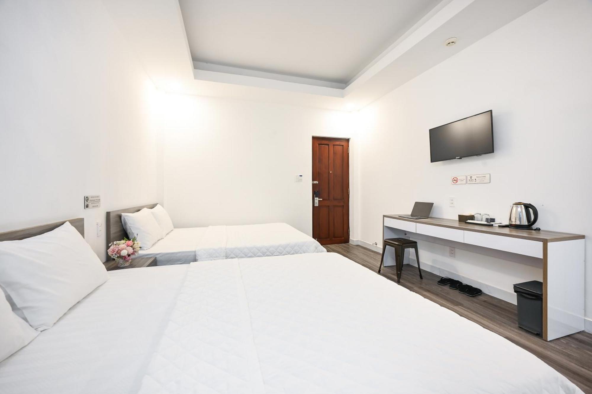 Yoko Airport Saigon Hotel โฮจิมินห์ซิตี้ ภายนอก รูปภาพ